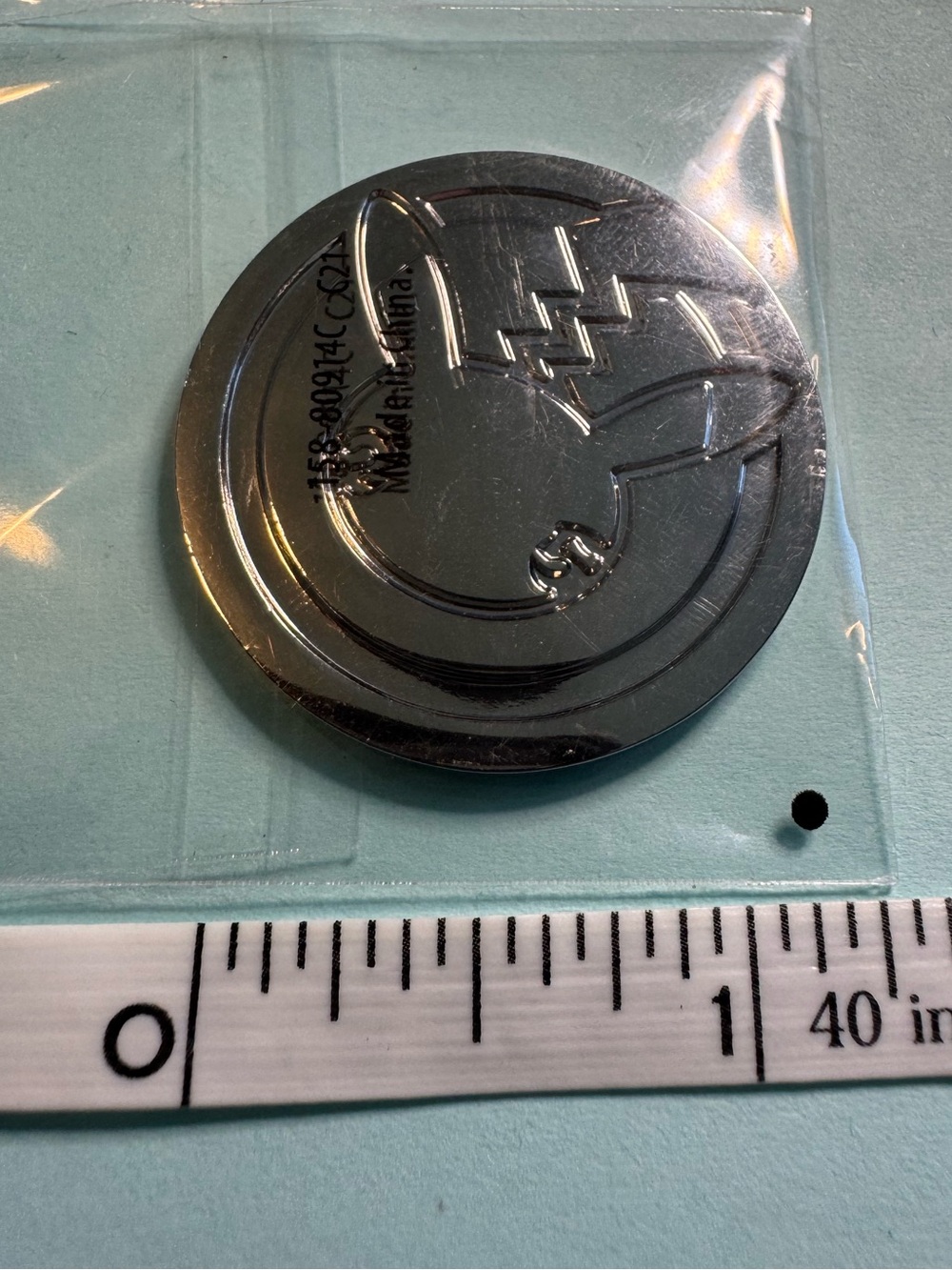 Pokémon TCG Celebrations Ultra-Premium Collection Metal Pikachu Coin RARE